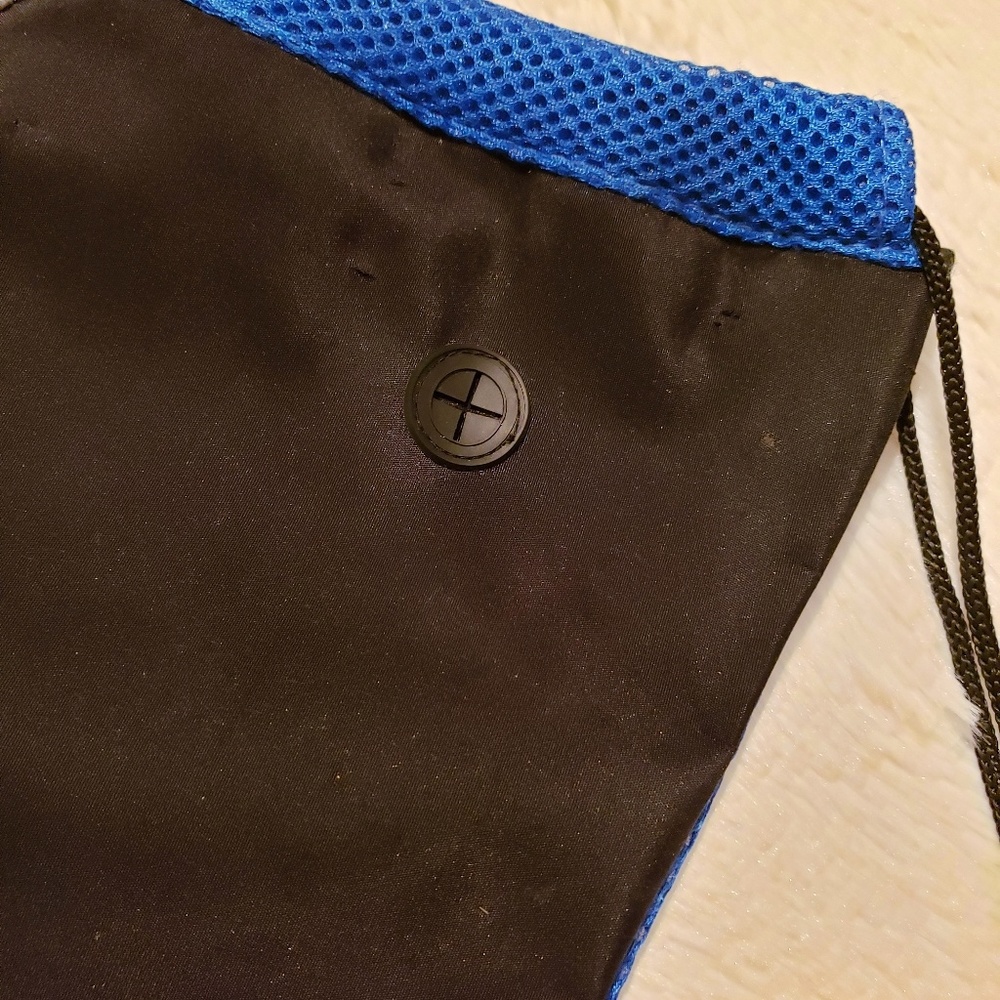 🌷 String backpack & pins - Picture 3 of 8